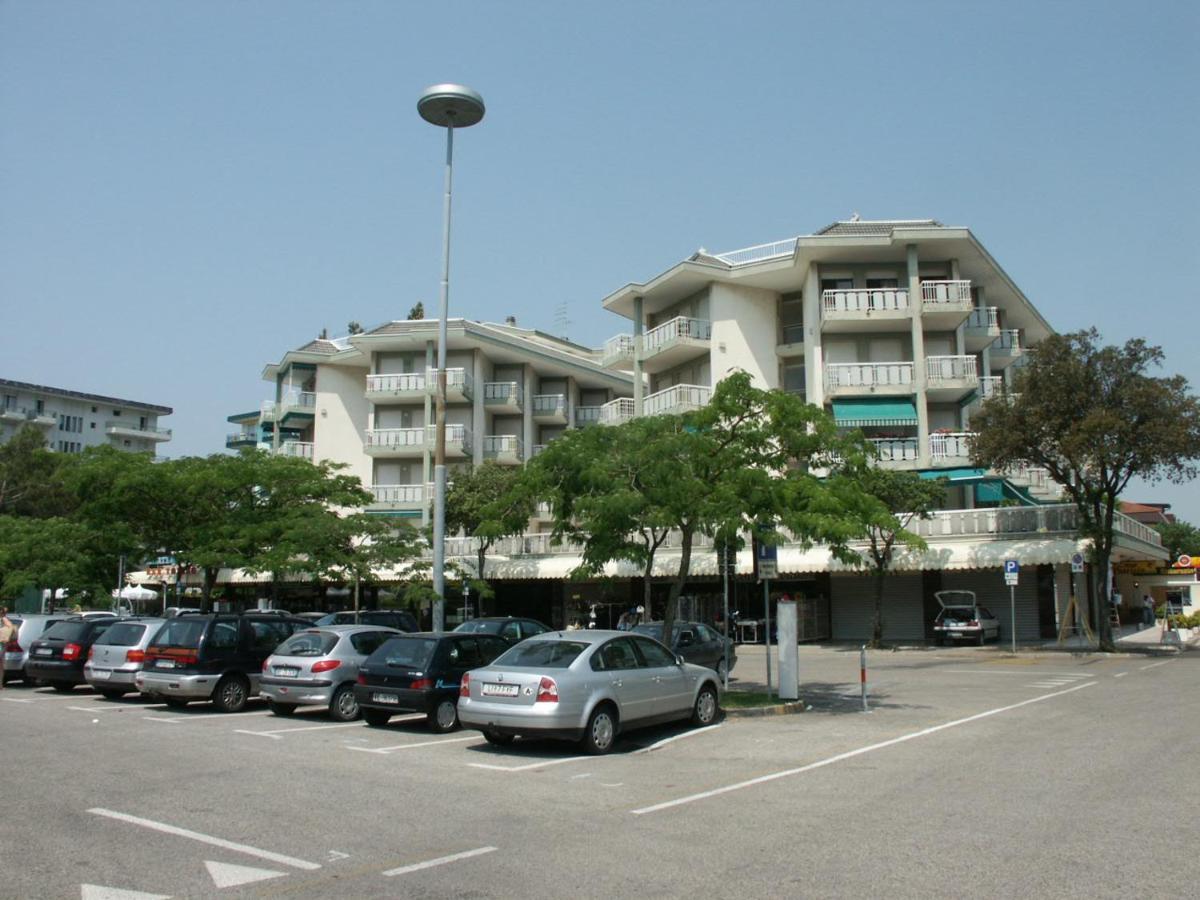 Residence Torino Lido di Jesolo Esterno foto